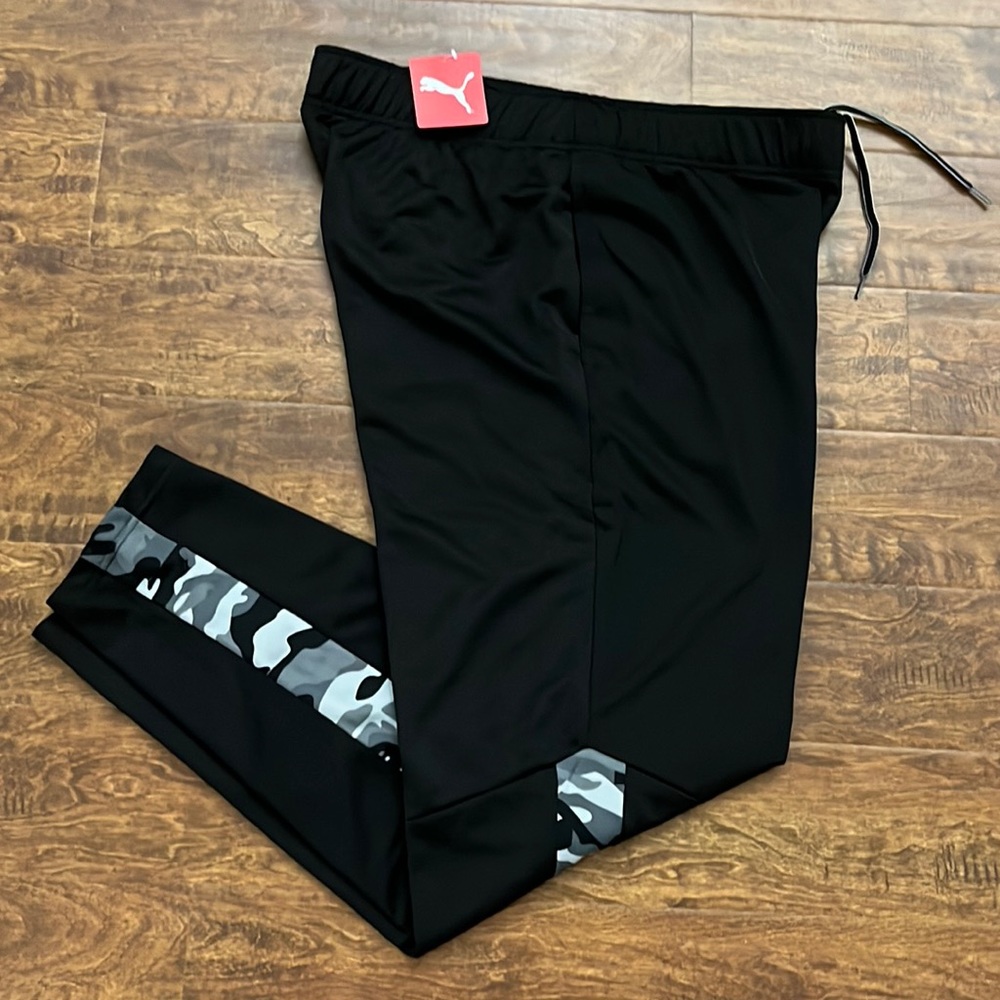PUMA Men’s Contrast Pants Camo - size XL